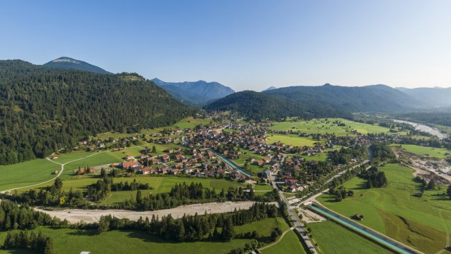 Wallgau mit Isar, Finz und Isarkanal - Urlaub in Oberbayern, © Alpenwelt Karwendel | Wolfgang Ehn Wallgau mit Isar, Finz und Isarkanal - Urlaub in Oberbayern, © Alpenwelt Karwendel | Wolfgang Ehn