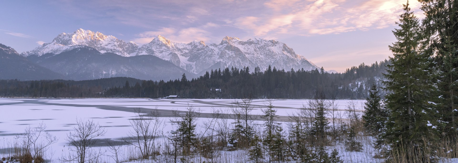 Aussichten am winterlichen Barmsee bei Krün, © Alpenwelt Karwendel | Rosemarie Karg