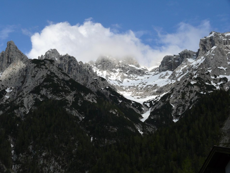 Ausblick vom Haus, Karwendel, © Klaus Rosenberger