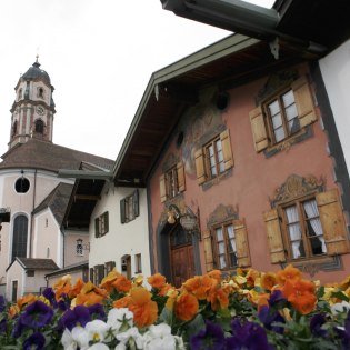 Geigenbaumuseum in der Mittenwalder Ballenhausgasse, © Alpenwelt Karwendel | Pfisterer