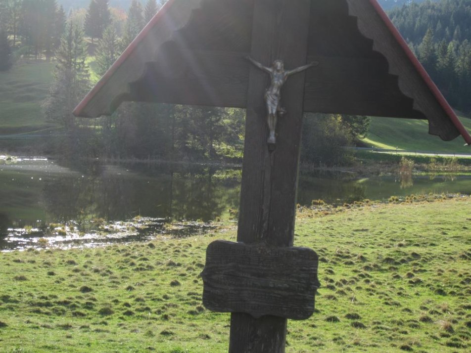 Schmalensee bei Mittenwald (Wegkreuz)