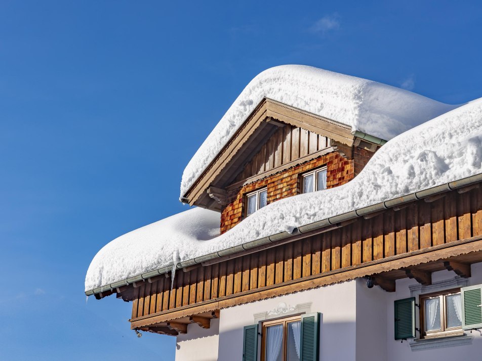 Ferienglück Haus - Winter Ost Hausansicht-Ferienwo