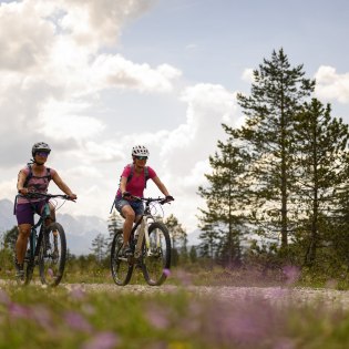Biketour an der Isar in der Alpenwelt Karwendel, © Alpenwelt Karwendel | Philipp Gülland