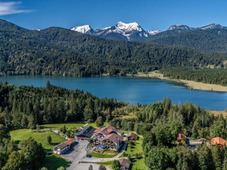 Exkursion / Vogelkundliche Rundwanderung um den Barmsee, © Alpenwelt Karwendel | Wolfgang Ehn Exkursion / Vogelkundliche Rundwanderung um den Barmsee, © Alpenwelt Karwendel | Wolfgang Ehn