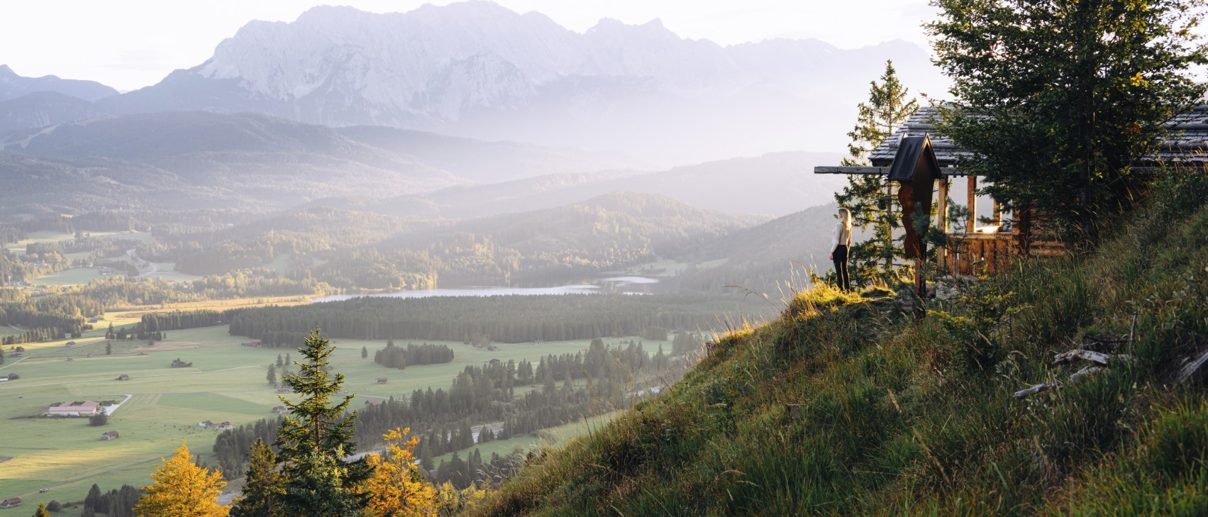 Krepelschrofen mit Blick auf Barmsee, © Alpenwelt Karwendel / André Alexander@formgestalter