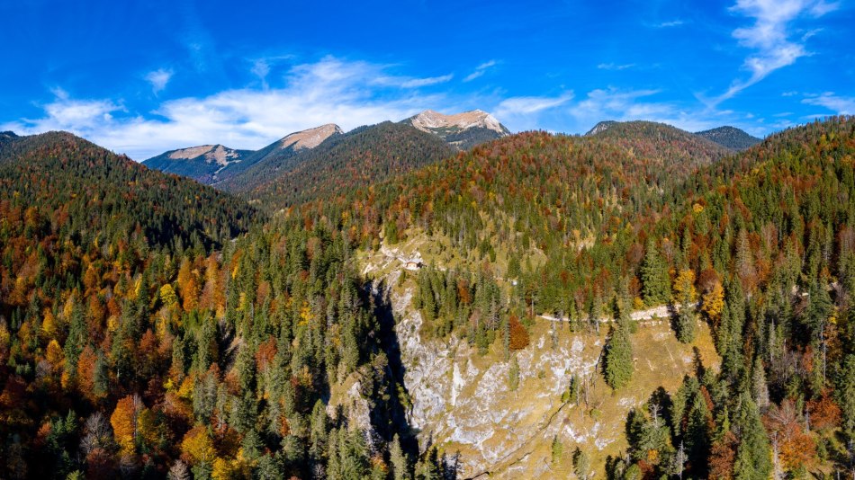 Blick auf Finzalm, © Alpenwelt Karwendel | Kriner&Weiermann, Martin Kriner