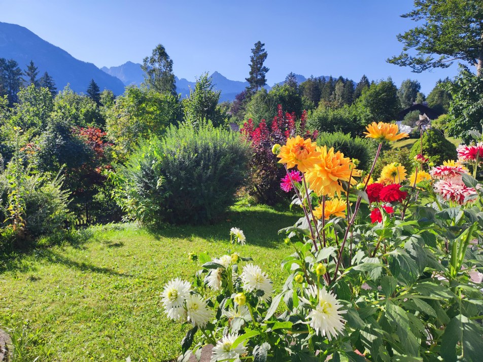 Garten Ferienwohnung Soiernblick Krün Bärnbichl, © Schmid