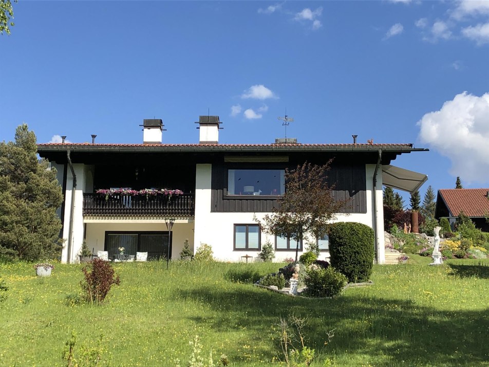 Ferienwohnung links im Haus Auerhahn