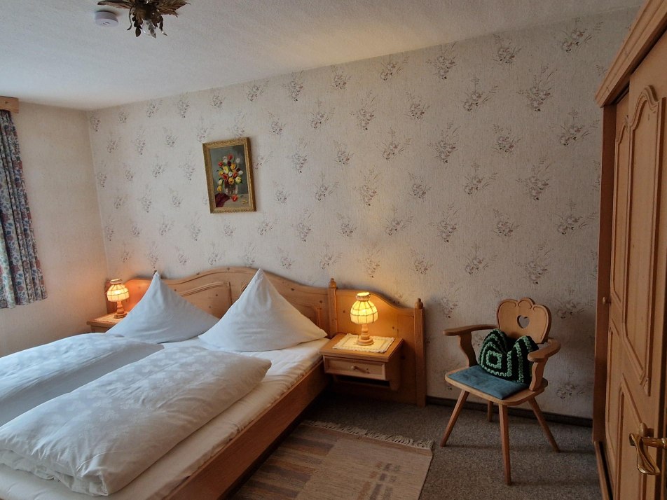 Schlafzimmer 2