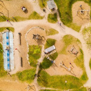 Abenteuerspielplatz in Krün von oben, © Alpenwelt Karwendel| Hannes Holzer