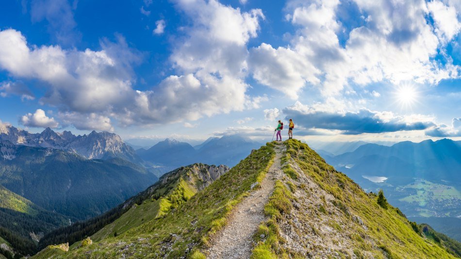 Aussichten im Karwendel bei einer Wanderung überhalb von Krün, © Alpenwelt Karwendel | Kriner & Weiermann