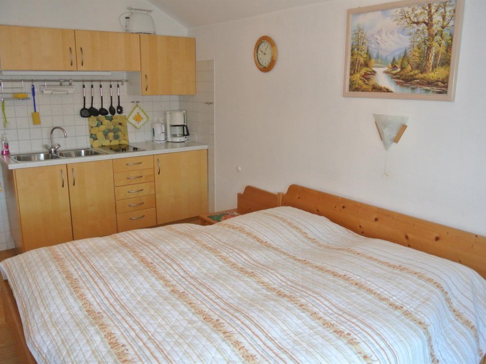 Wohnschlafzimmer Wohnung Lindenkopf, © M. Hammerle