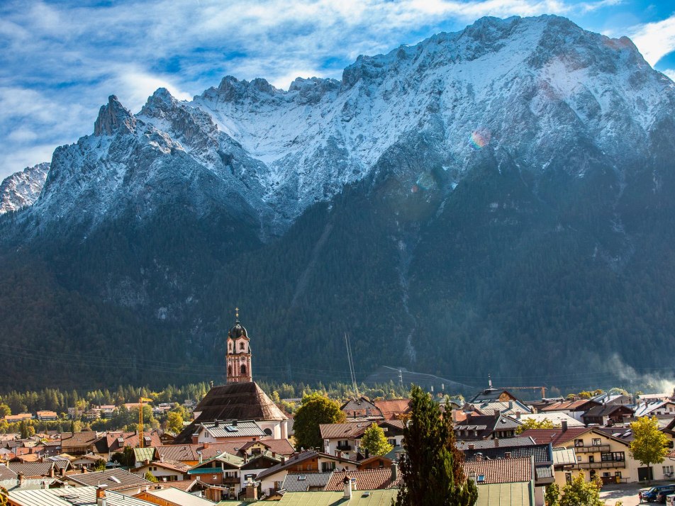 Blick auf Mittenwald -Karwendel