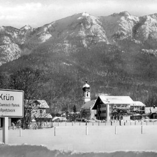 historische Ortsansicht von Krün im Winter, © Alpenwelt Karwendel | Reindl Franz-Paul