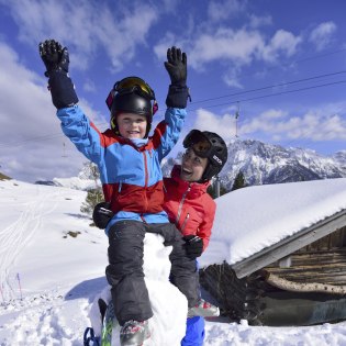 Schnee- und Skispaß für die ganze Familie am Kranzberg in Mittenwald, © Alpenwelt Karwendel | Stefan Eisend