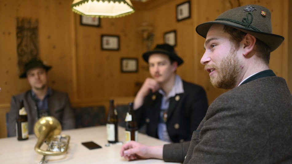 Vorstände der Musikkapellen Mittenwald, Krün und Wallgau im Gespräch, © Alpenwelt Karwendel | Philipp Gülland Vorstände der Musikkapellen Mittenwald, Krün und Wallgau im Gespräch, © Alpenwelt Karwendel | Philipp Gülland