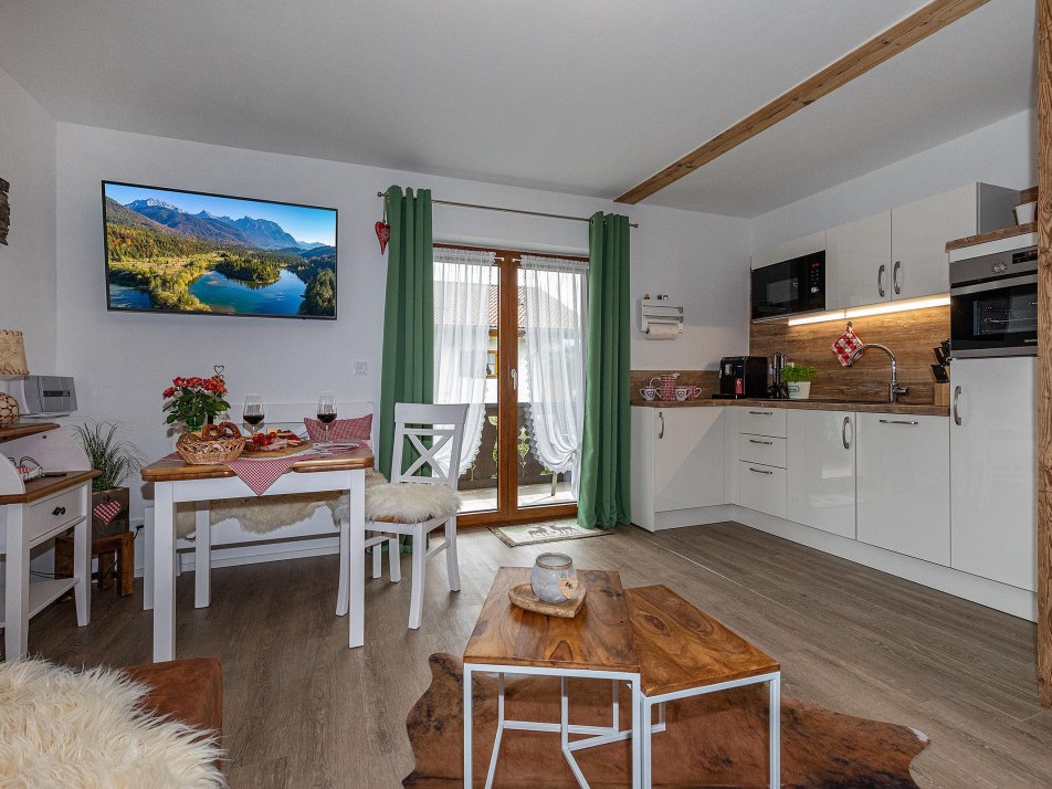 Wohnküche FeWo Franziska mit Süd-Balkon