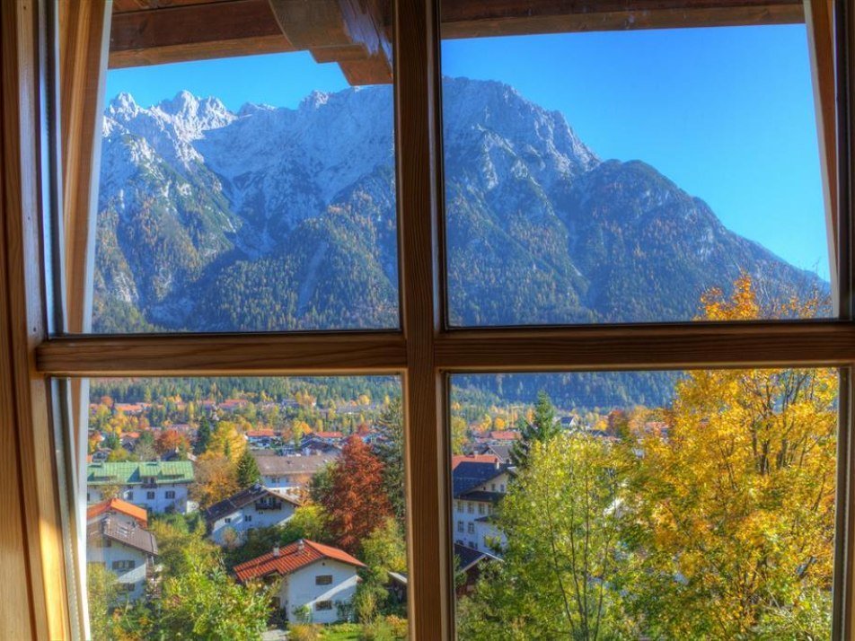 Ferienwohnung_1__Haus_Lindenruh__Ausblick, © HAUS LINDENRUH Ferienwohnung_1__Haus_Lindenruh__Ausblick, © HAUS LINDENRUH