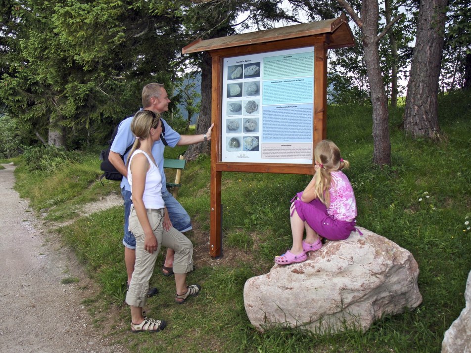 Geologielehrpfad in Mittenwald am Kranzberg, © Alpenwelt Karwendel | Rudolf Pohmann