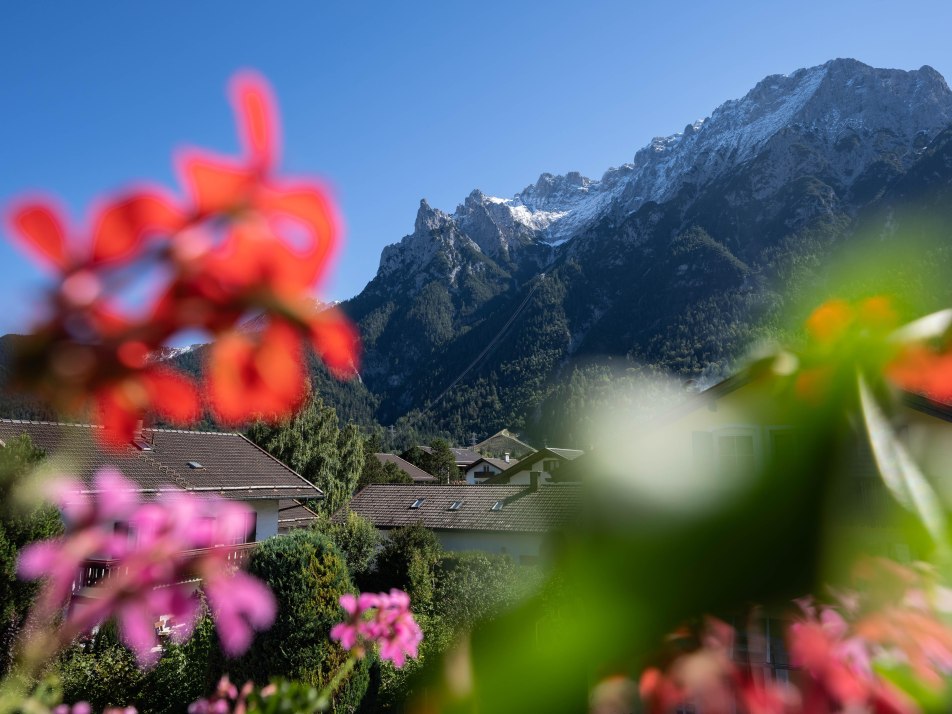 Blick auf Karwendel vom Ostbalkon