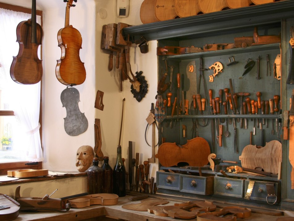 Geigenbaumuseum in Mittenwald, © Alpenwelt Karwendel| Pfisterer