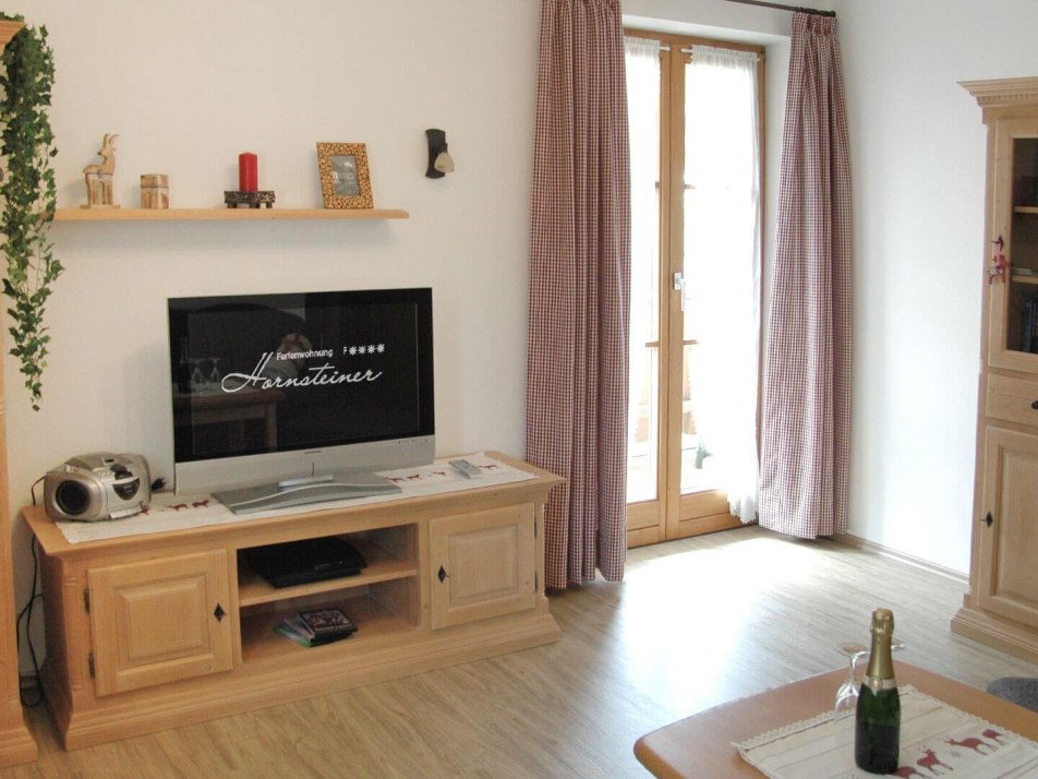 Wohnzimmer - Ansicht 1