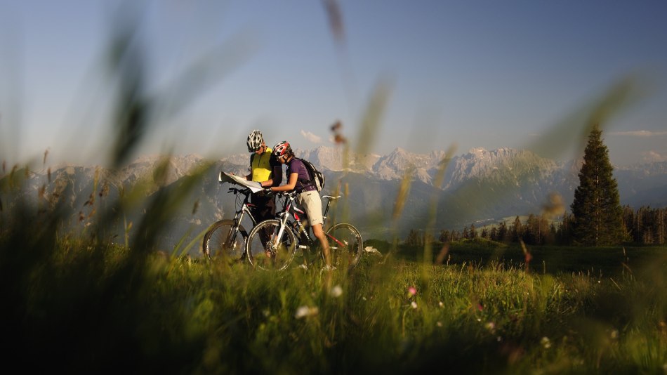 From bathing lakes and moguls over alpine pastures and peaks - moutainbiking around Mittnewlad, Krün and Wallgau, © Alpenwelt Karwendel | Wolfgang Ehn