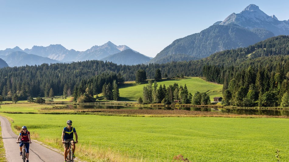 Radtour vorbei am Schmalensee, © Zugspitz Region | Udo Bernhart Radtour vorbei am Schmalensee, © Zugspitz Region | Udo Bernhart