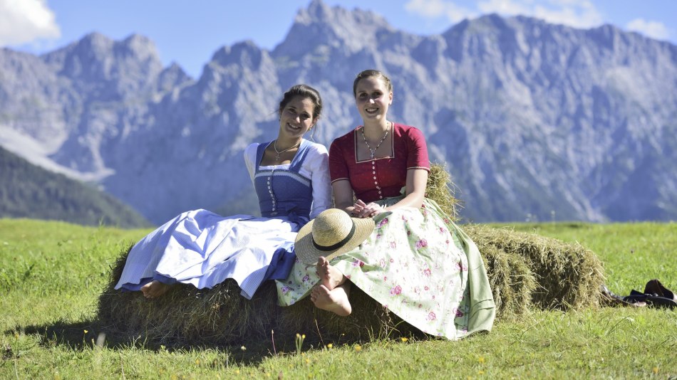 Die Buckelwiesen zwischen Mittenwald und Krün laden zu schönen Wanderungen ein. , © Alpenwelt Karwendel | Stefan Eisend