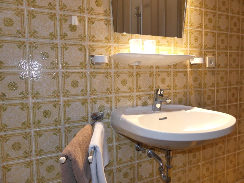 FEWO 1 - Bathroom
