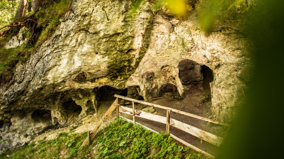 Ein Geheimtipp für Naturentdecker: Die Bärenhöhle bei Wallgau, © Alpenwelt Karwendel | Philipp Gülland