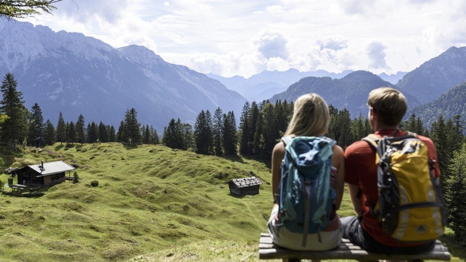 Aussicht am Kranzberg in Mittenwald genießen, © Alpenwelt Karwendel | Wolfgang Ehn