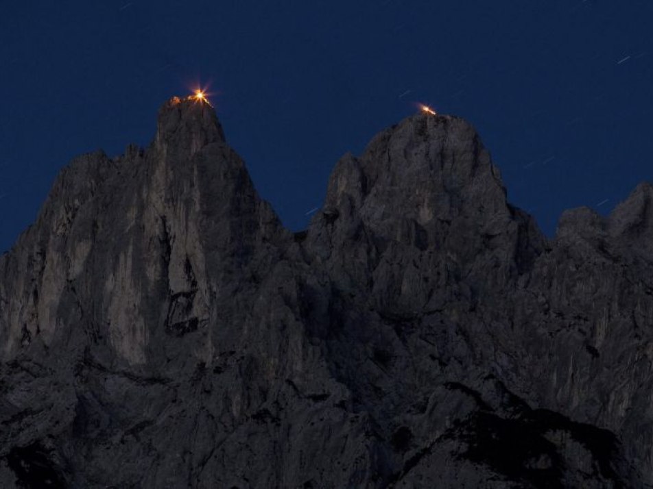 Johannifeuer (Bergfeuer), © Alpenwelt Karwendel | Hubert Hornsteiner