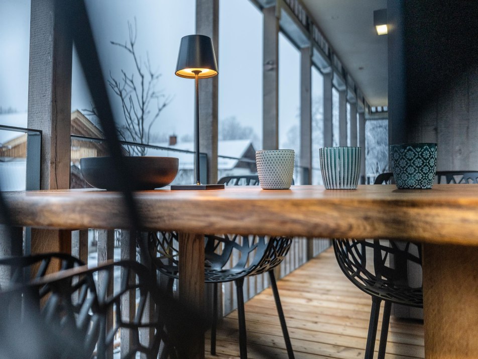 Balcony with dining table