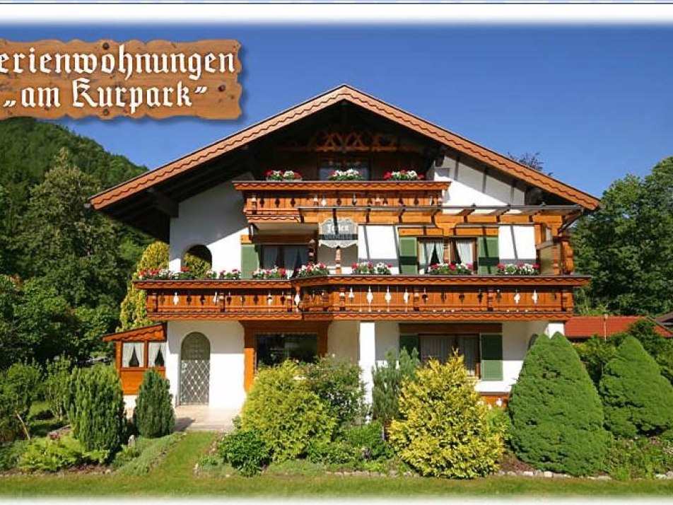 Hausansicht von Osten, Sommer