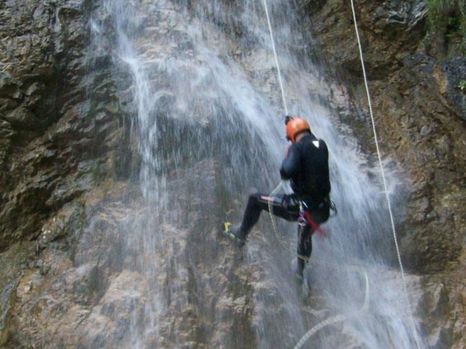 Canyoning