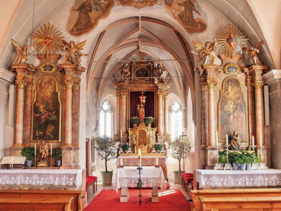 Maiandacht in der St. Jakobskirche, © Alpenwelt Karwendel | Hubert Hornsteiner