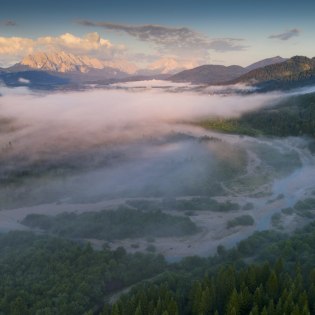 Aussicht auf den Wildfluss Isar in der Alpenwelt Karwendel, © Alpenwelt Karwendel | Maximilian Ziegler