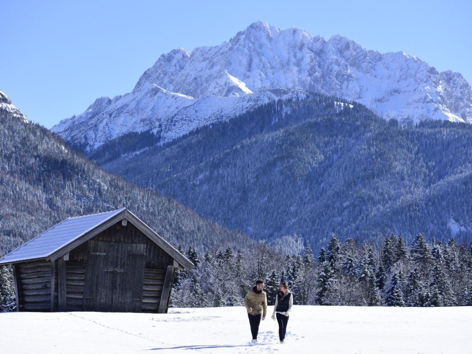 Winterspaziergang - Alpenwelt Karwendel, © Alpenwelt Karwendel - Stefan Eisend