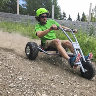 Bei den Mountaincarts am Mittenwalder Kranzberg ist Abfahrtsspaß garantiert, © Alpenwelt Karwendel | KEW - Rudolf Pohmann