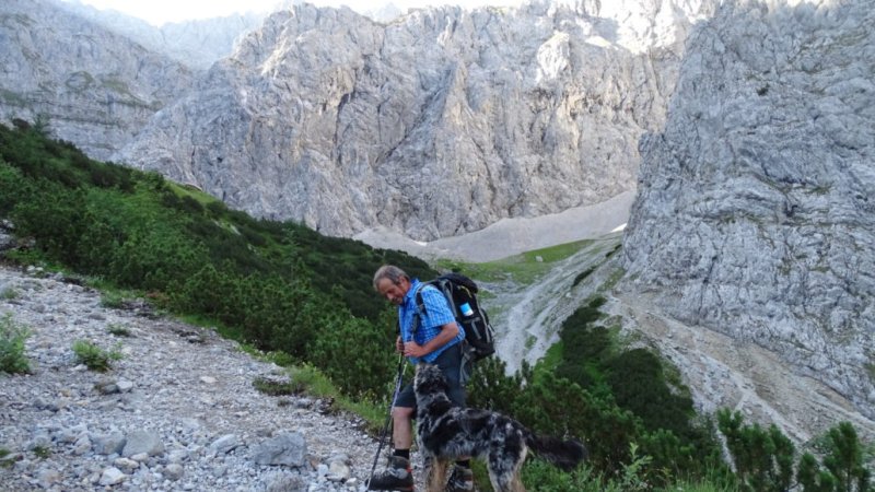 Pepi früh Morgens im Dammkar, © Alpenwelt Karwendel | Andrea Schmölzer