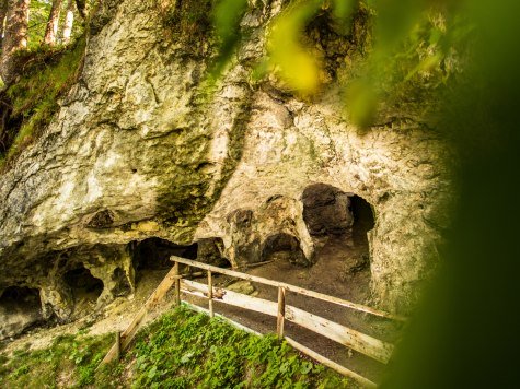 Ein Geheimtipp für Naturentdecker: Die Bärenhöhle bei Wallgau, © Alpenwelt Karwendel | Philipp Gülland Ein Geheimtipp für Naturentdecker: Die Bärenhöhle bei Wallgau, © Alpenwelt Karwendel | Philipp Gülland