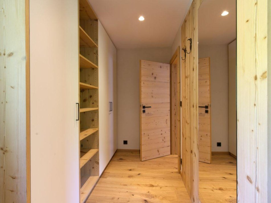 Schlafzimmer-Eingang-Garderobe Schlafzimmer-Eingang-Garderobe
