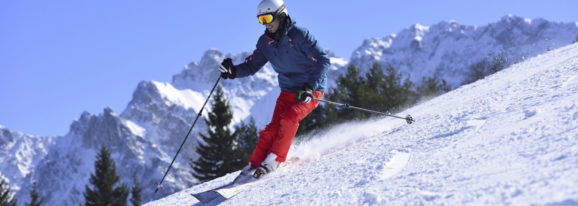 Spaß auf zwei Brettern beim Skifahren am Kranzberg bei Mittenwald, © Alpenwelt Karwendel | Stefan Eisend