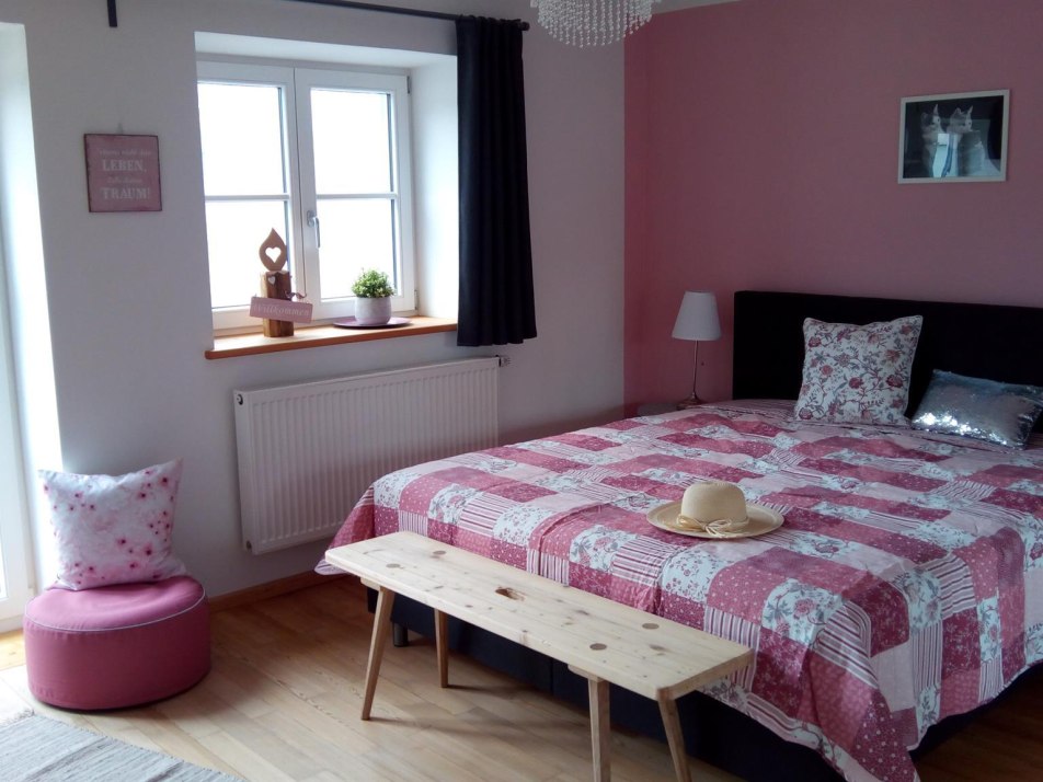 Schlafzimmer im Forsthaus, © Marianne Achner Schlafzimmer im Forsthaus, © Marianne Achner