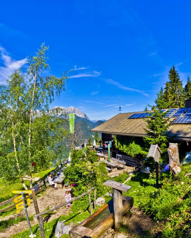 Brunnsteinhütte, © Alpenwelt Karwendel | Barbara und Hans-Peter Gallenberger, Mike Sharp
