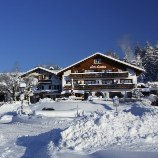 Das traditionsreiche Hotel Barmsee im Schnee, © Alpenwelt Karwendel | Schober Christoph