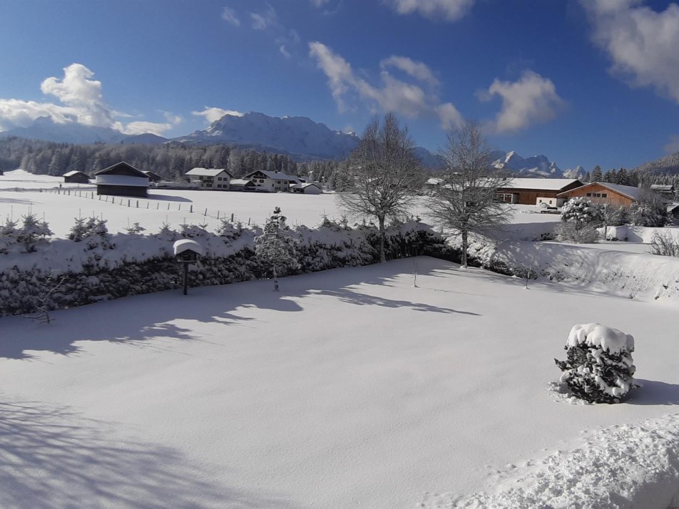 Aussicht Zimmer Nr.1, © Gästehaus Krottenkopf Familie Achatz