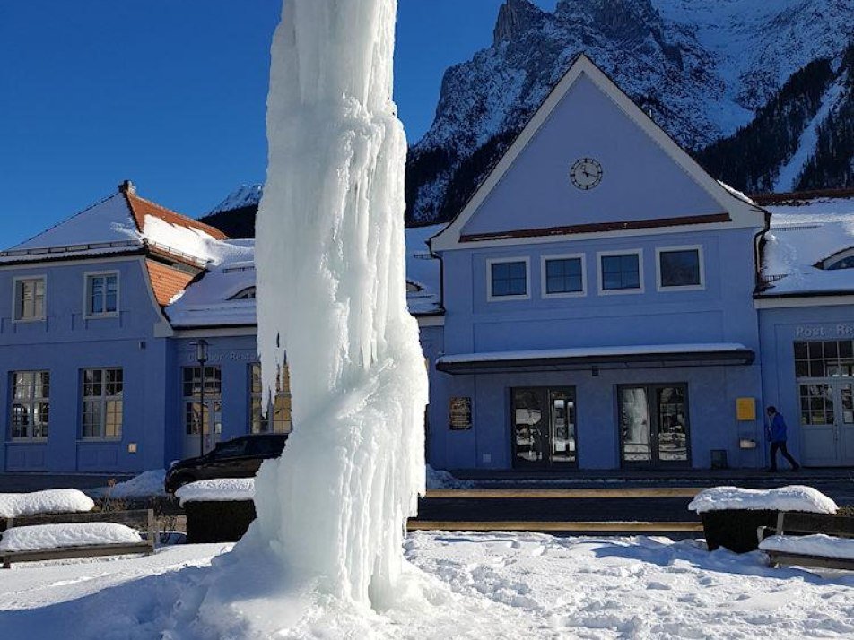 Eisskulptur2 Eisskulptur2