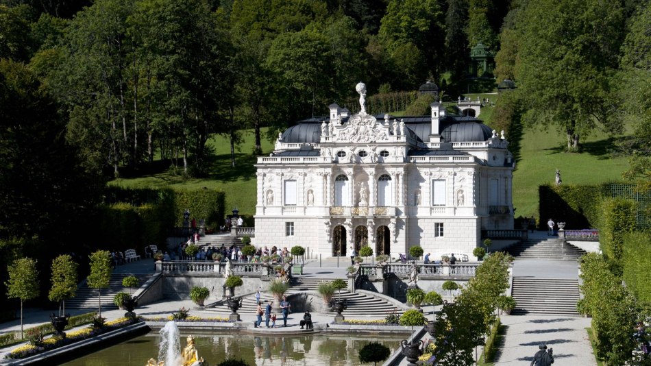 Das Königsschloss Linderhof nahe Ettal - Ausflugstipp der Alpenwelt Karwendel, ©  Bayerische Schlösserverwaltung | Foto: Veronika Freudling, München | www.linderhof.de